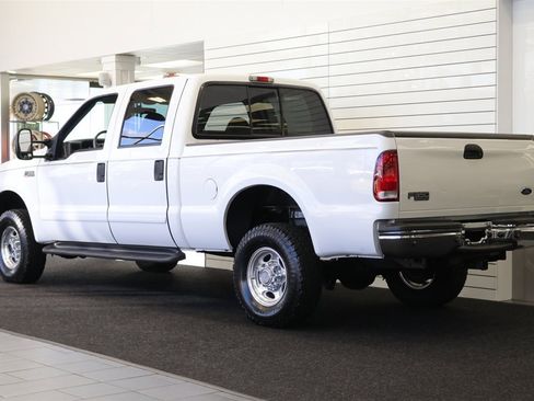 Used 2001 Ford F350 Lariat image 6