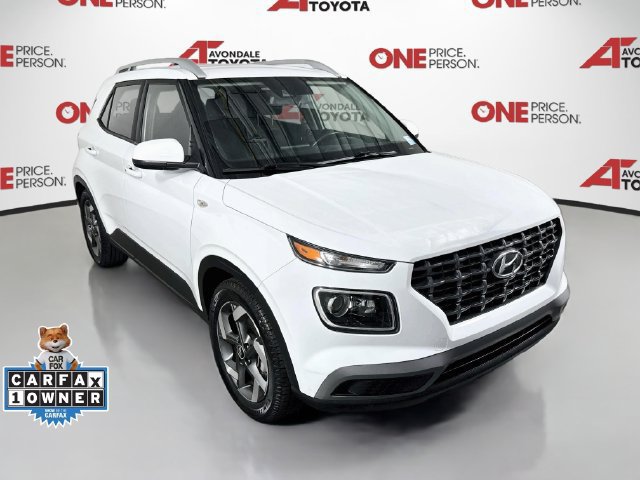 Used 2021 Hyundai Venue SEL w/ Premium Package FWD image 1
