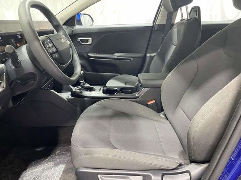 New 2026 Kia K4 LXS FWD image 17
