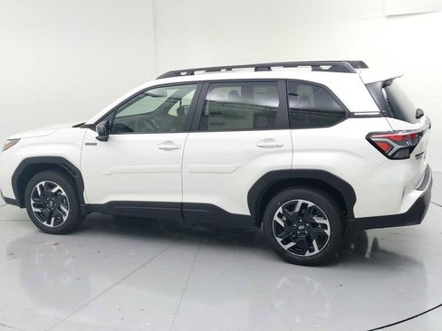 New 2025 Subaru Forester Premium image 6