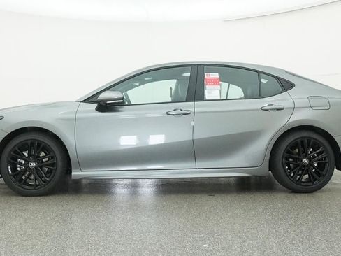 New 2026 Toyota Camry SE image 19