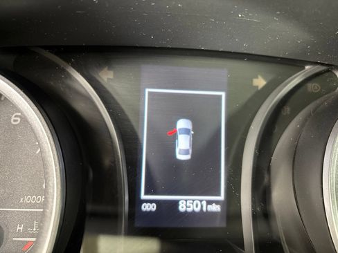 Used 2022 Toyota Camry LE w/ Carpet Mat Package (TMS) FWD image 16