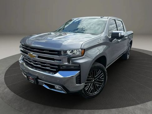 Used 2019 Chevrolet Silverado 1500 LTZ w/ Technology Package AWD/4WD image 2