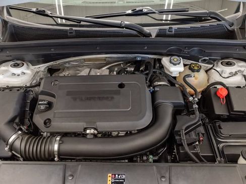 Used 2024 Buick Envision Preferred AWD/4WD image 3