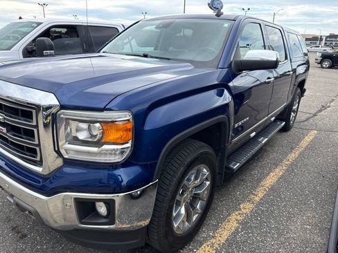 Used 2014 GMC Sierra 1500 SLT w/ SLT Crew Cab Value Package AWD/4WD image 2