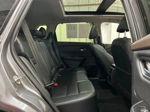 Used 2023 Nissan Rogue SL w/ SL Premium Package AWD/4WD image 18