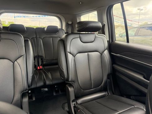 Certified 2023 Jeep Grand Cherokee L Limited AWD/4WD image 60