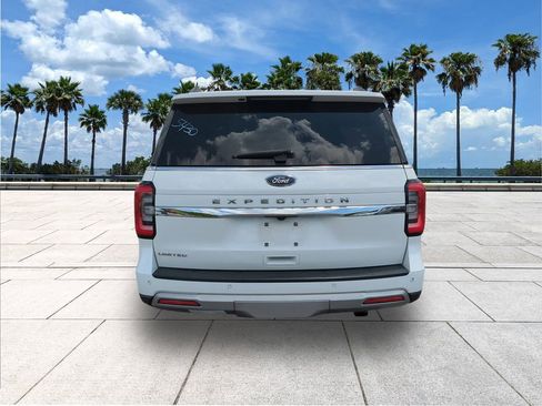 Used 2024 Ford Expedition Limited AWD/4WD image 6