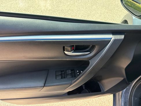 Used 2015 Toyota Corolla S FWD image 24