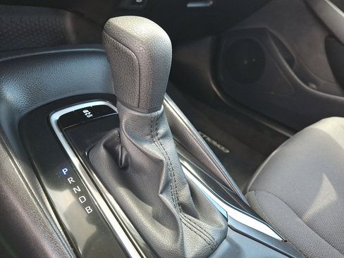 Used 2025 Toyota Corolla LE FWD image 15