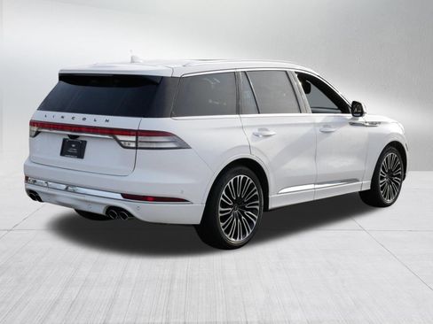 Used 2022 Lincoln Aviator Black Label w/ Dynamic Handling Package image 7