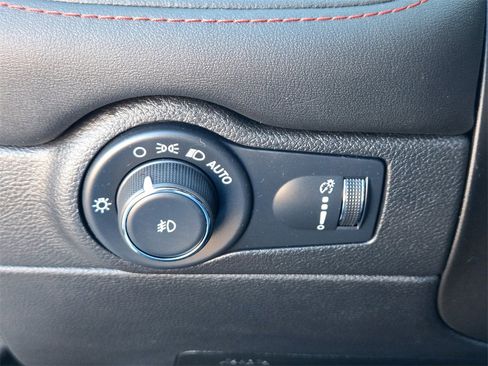 Used 2023 Dodge Durango R/T image 25