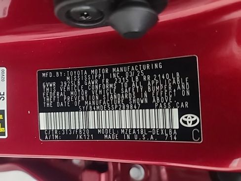 Used 2025 Toyota Corolla LE FWD image 40