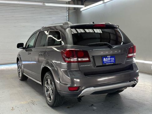 Used 2015 Dodge Journey Crossroad w/ Flexible Seating Group FWD image 5