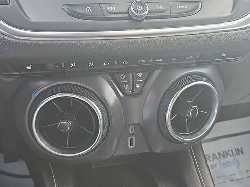 Used 2023 Chevrolet Blazer LT w/ Convenience Package image 24