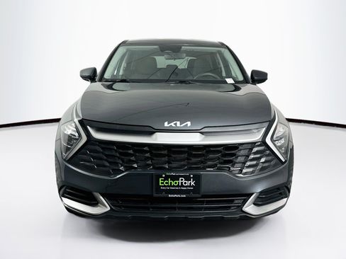 Used 2023 Kia Sportage LX AWD/4WD image 2