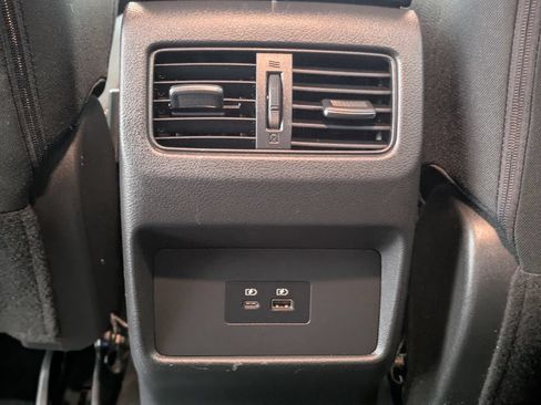 Used 2021 Nissan Rogue SV AWD/4WD image 12