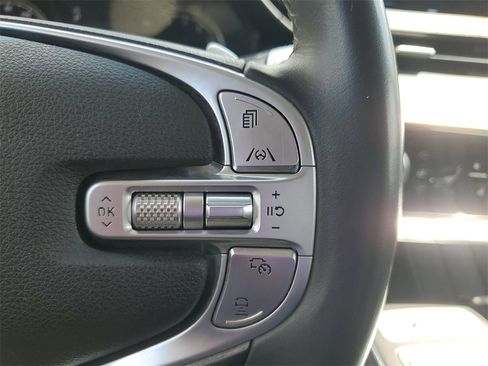 Used 2022 Genesis GV70 2.5T w/ Advanced Package image 22