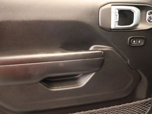 Used 2021 Jeep Wrangler Unlimited Sport image 9