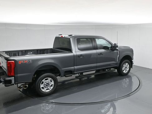 New 2026 Ford F250 XLT w/ FX4 Off-Road Package image 40