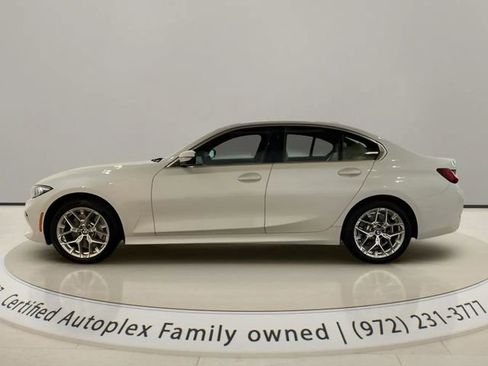 Used 2026 BMW 330i Sedan RWD image 2