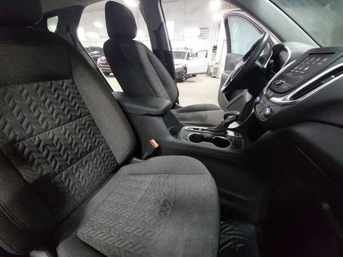 Used 2022 Chevrolet Equinox LT AWD/4WD image 10