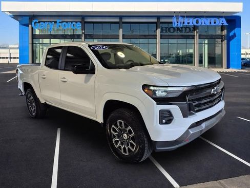 Used 2024 Chevrolet Colorado Z71 w/ Z71 Convenience Package 2 AWD/4WD image 1