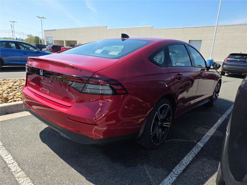 New 2026 Honda Accord SE image 3