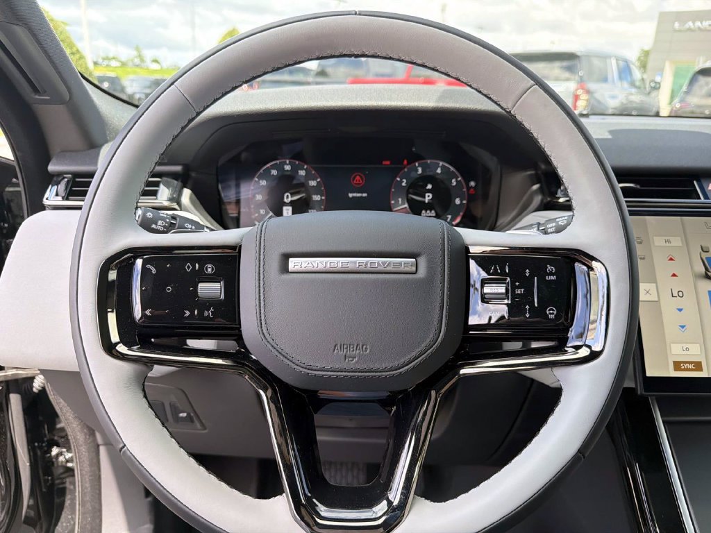 New 2026 Land Rover Range Rover Velar S AWD/4WD image 26