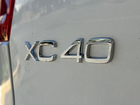 New 2026 Volvo XC40 B5 Plus w/ Protection Package Premier image 12