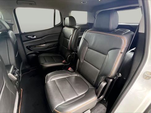 Used 2023 GMC Acadia AT4 w/ Preferred Package AWD/4WD image 19