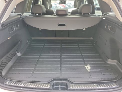 Used 2024 Mercedes-Benz GLC 300 4MATIC image 20