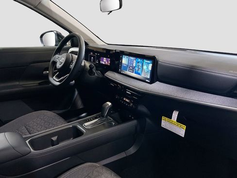New 2026 Nissan Kicks SV FWD image 27