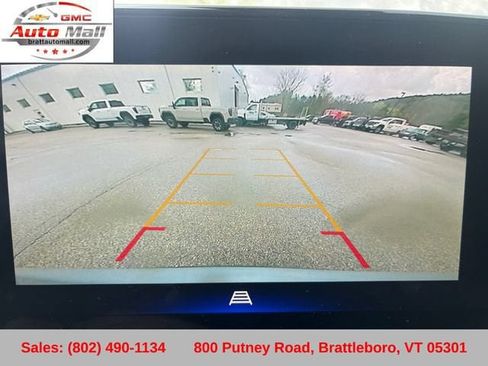 Used 2024 Chevrolet Trax ACTIV w/ Sunroof Package FWD image 22