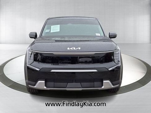Certified 2026 Kia EV9 Light image 2