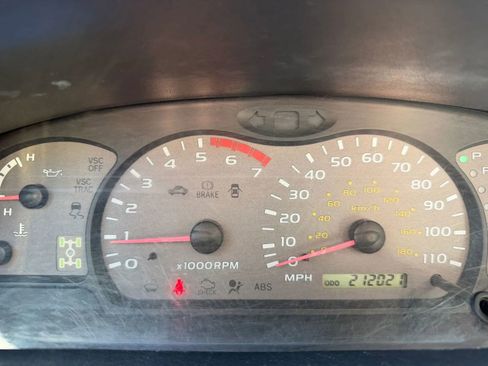 Used 2003 Toyota Sequoia Limited AWD/4WD image 18