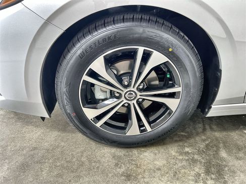 Certified 2023 Nissan Sentra SV w/ Trunk Package image 18