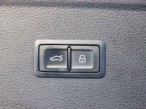 Used 2018 Audi Q5 2.0T Premium Plus image 25