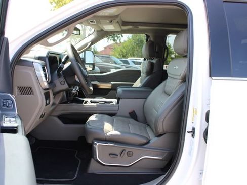 New 2026 Ford F450 Platinum w/ Platinum Plus Package AWD/4WD image 7
