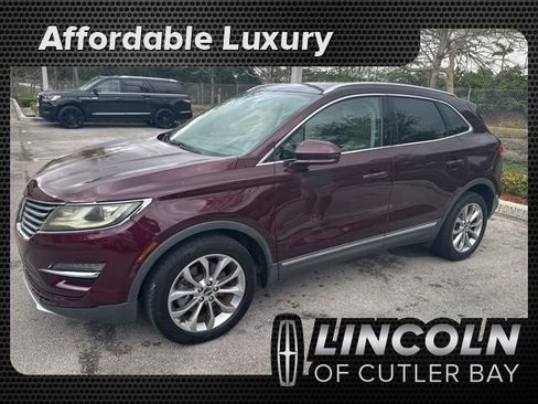 Used 2018 Lincoln MKC Select w/ Select Plus Package image 1