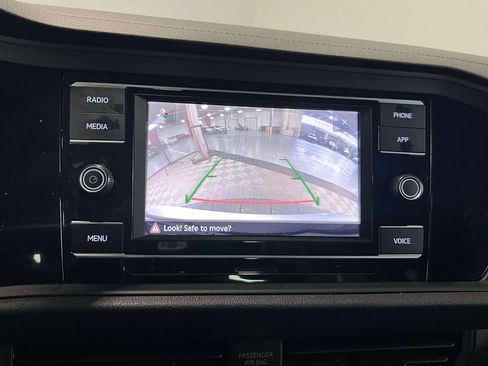 Used 2022 Volkswagen Jetta S FWD image 27