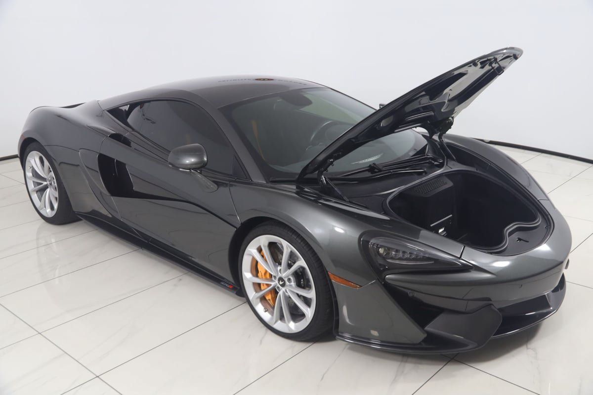 Used 2020 McLaren 570S Coupe RWD image 31