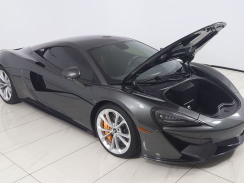 Used 2020 McLaren 570S Coupe RWD image 31