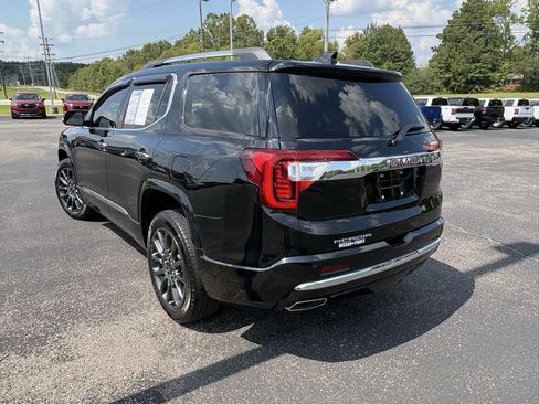 Used 2023 GMC Acadia Denali w/ Black Diamond Edition FWD image 9