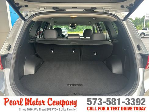 Used 2023 Hyundai Santa Fe SEL FWD image 22