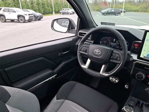 New 2025 Toyota Tacoma TRD Sport image 9