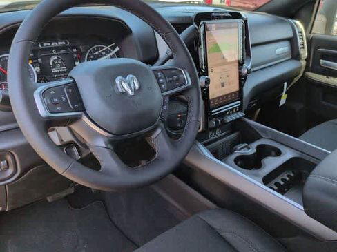 New 2026 RAM 2500 Big Horn AWD/4WD image 10