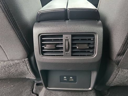 Certified 2023 Nissan Rogue SV AWD/4WD image 12