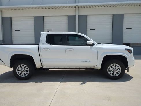 Certified 2024 Toyota Tacoma SR5 RWD image 5