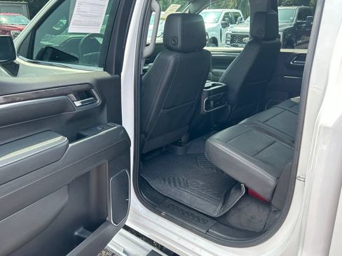 Used 2024 Chevrolet Silverado 1500 LTZ AWD/4WD image 19